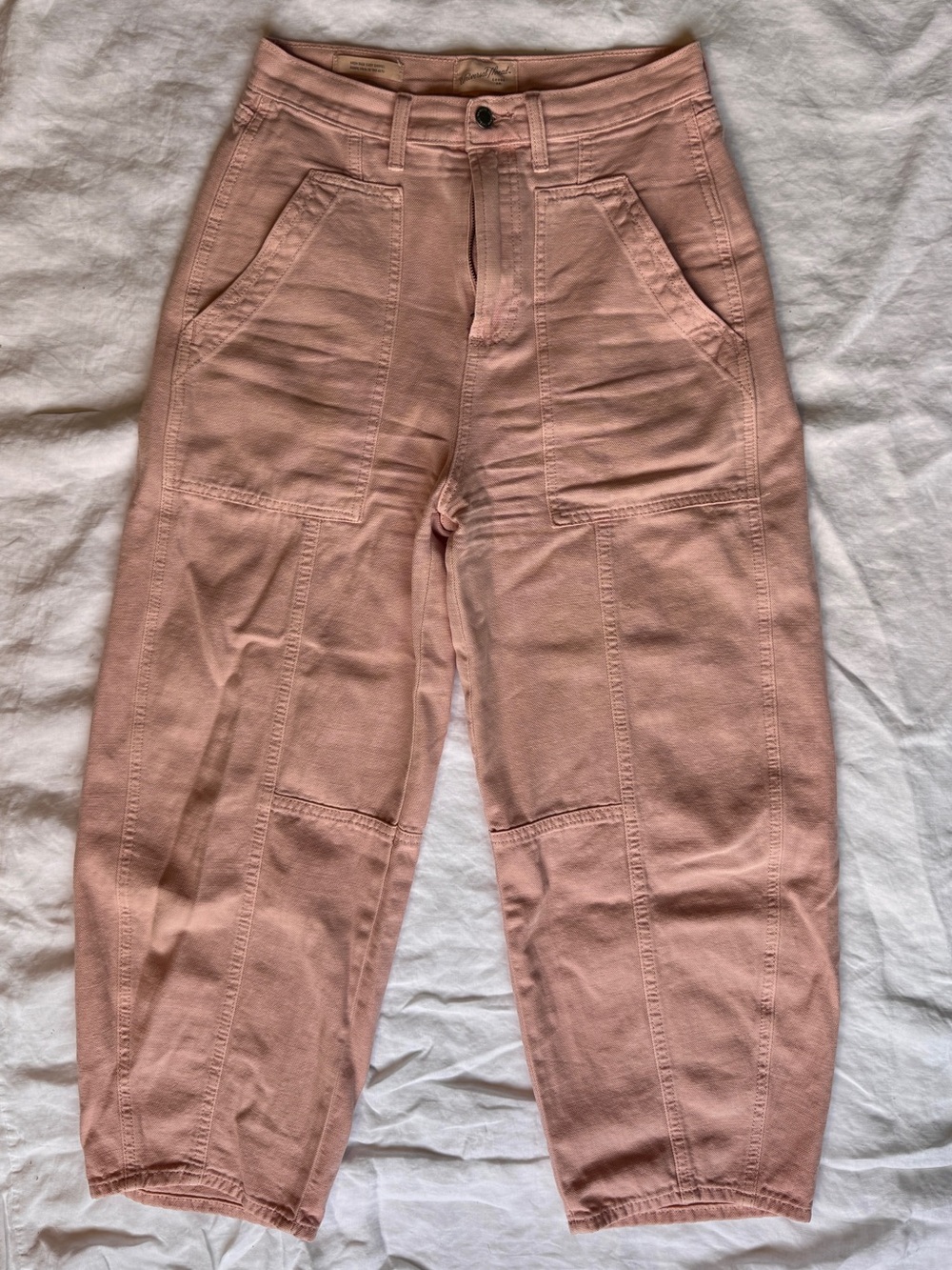 TARGET UNIVERSAL THREAD BARREL JEANS